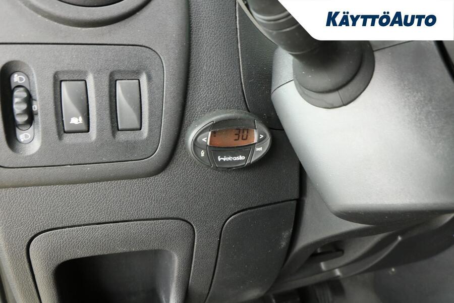 Nissan NV400 vaihtoauto