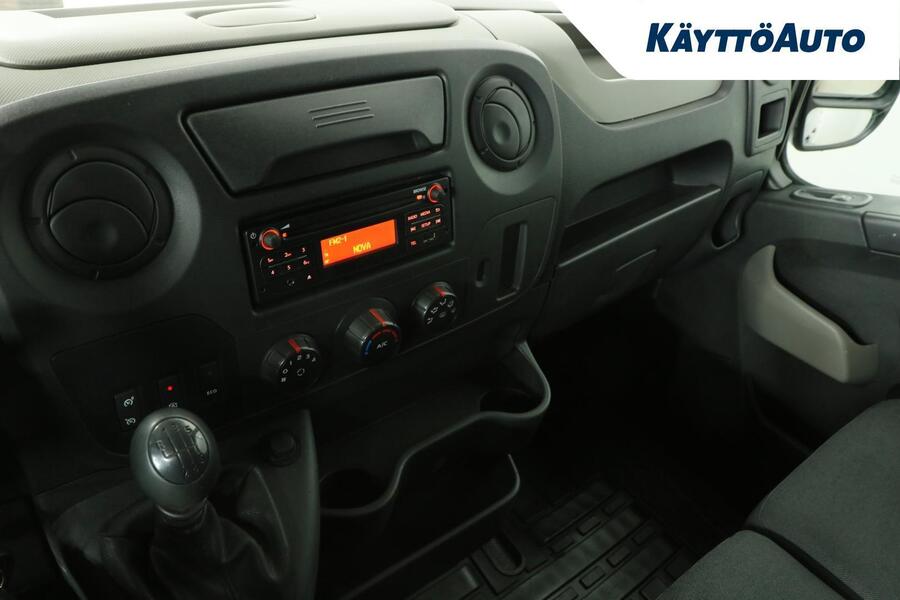 Nissan NV400 vaihtoauto