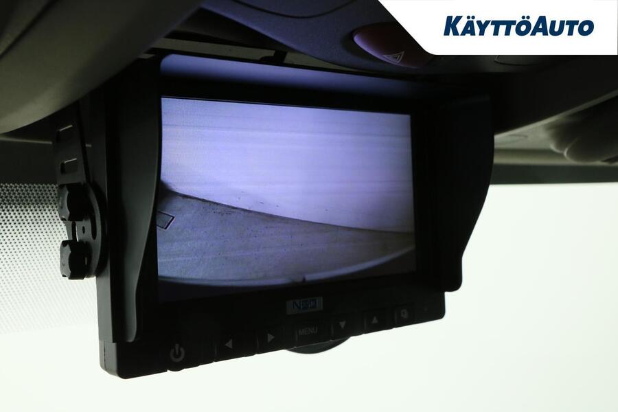 Nissan NV400 vaihtoauto