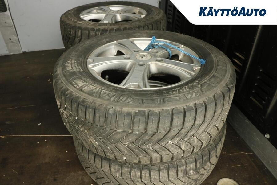 Nissan NV400 vaihtoauto