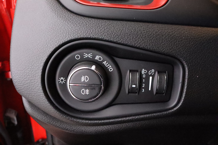 Jeep Renegade vaihtoauto