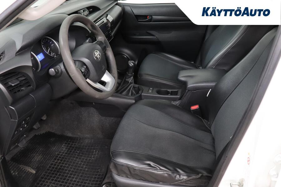 Toyota Hilux vaihtoauto