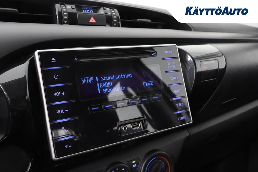 Toyota Hilux vaihtoauto