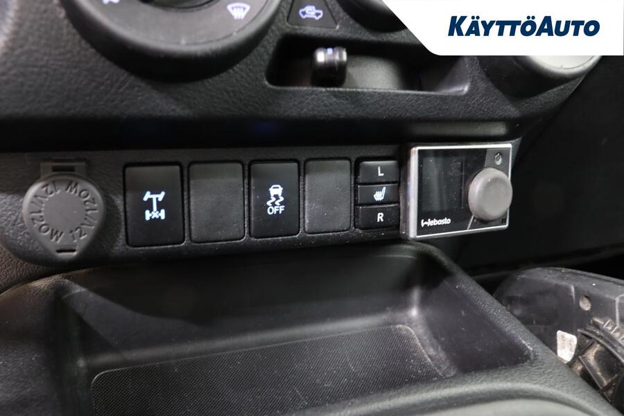 Toyota Hilux vaihtoauto