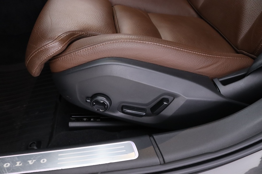 Volvo V90 Cross Country vaihtoauto