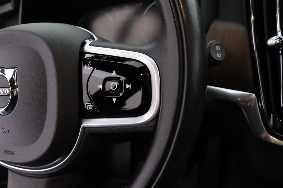 Volvo V90 Cross Country vaihtoauto