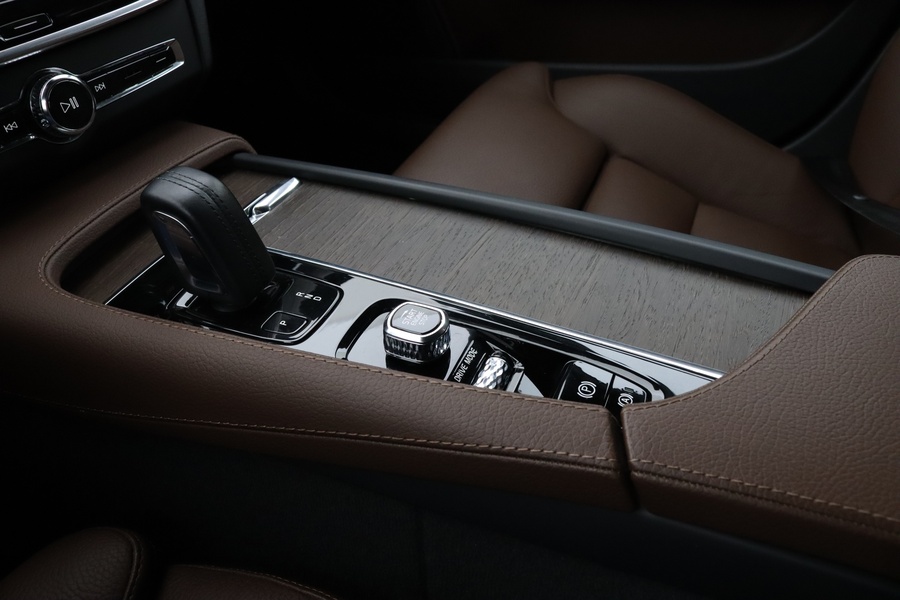 Volvo V90 Cross Country vaihtoauto