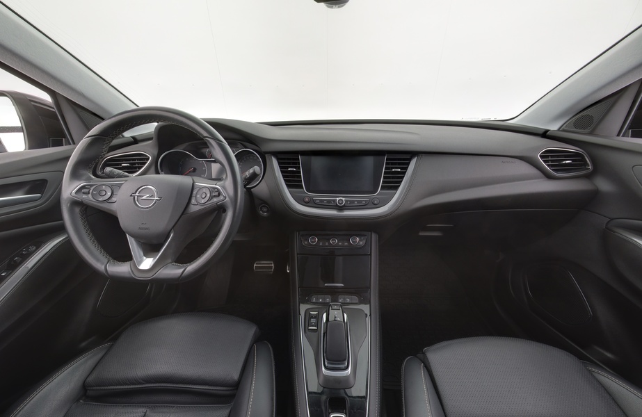 Opel Grandland X vaihtoauto