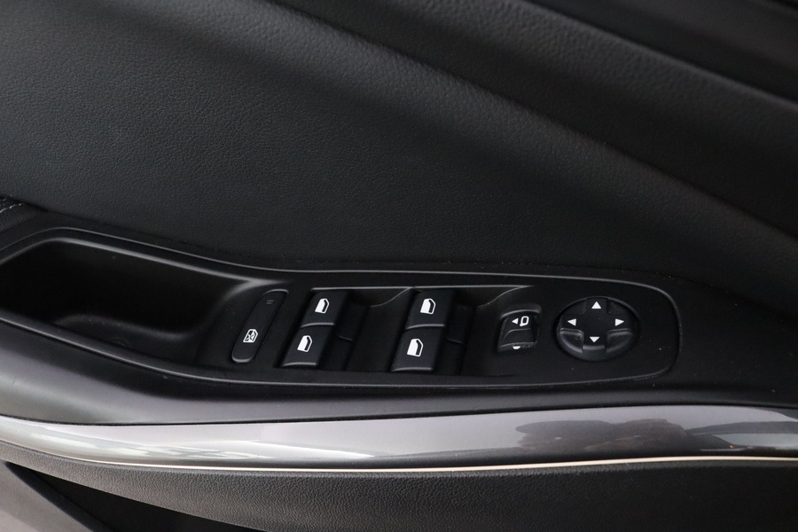 Opel Grandland X vaihtoauto