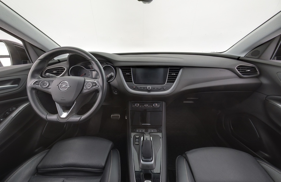 Opel Grandland X vaihtoauto