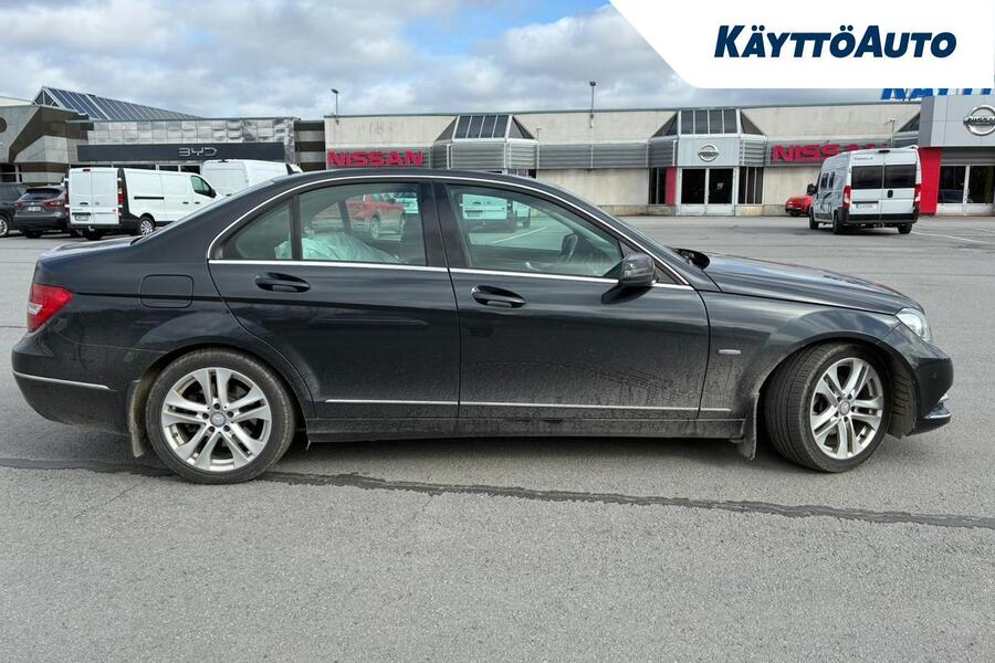 Mercedes-Benz C vaihtoauto