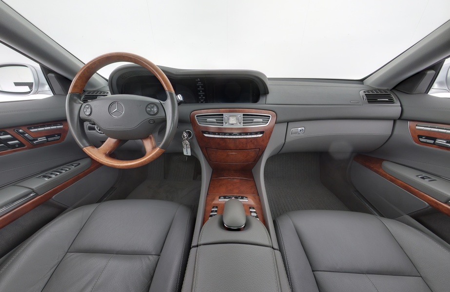 Mercedes-Benz CL vaihtoauto