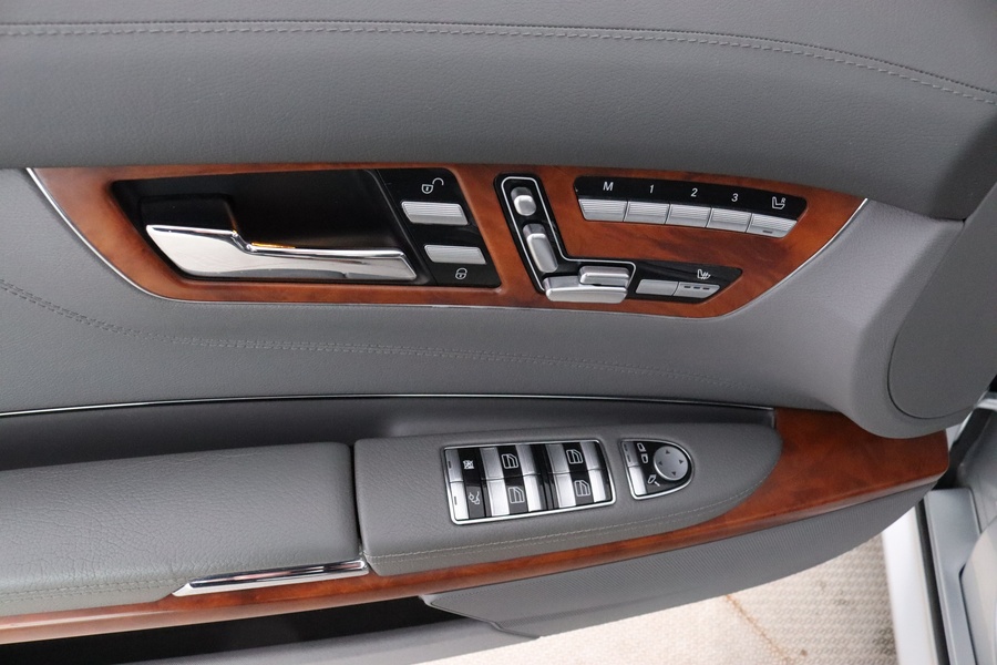 Mercedes-Benz CL vaihtoauto