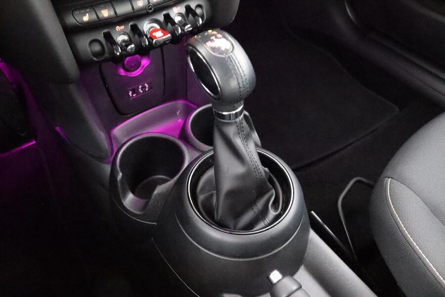 Mini Hatchback vaihtoauto