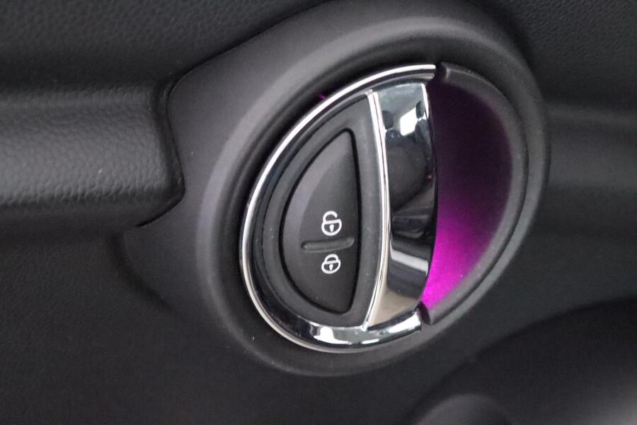 Mini Hatchback vaihtoauto