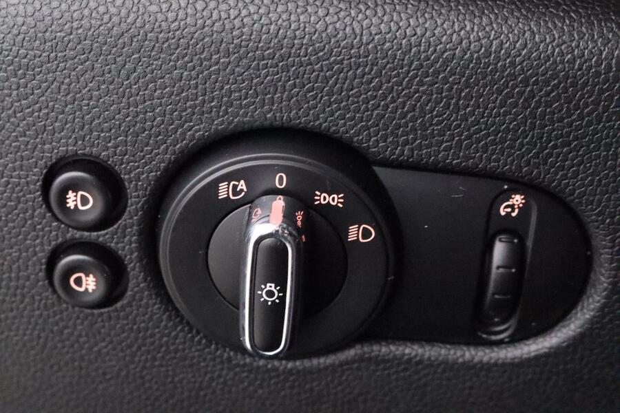 Mini Hatchback vaihtoauto