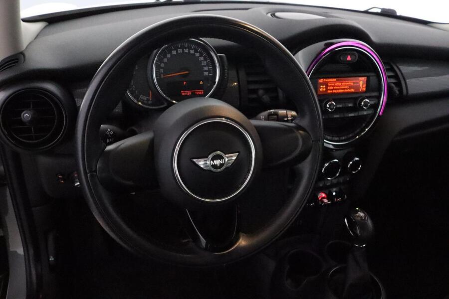 Mini Hatchback vaihtoauto