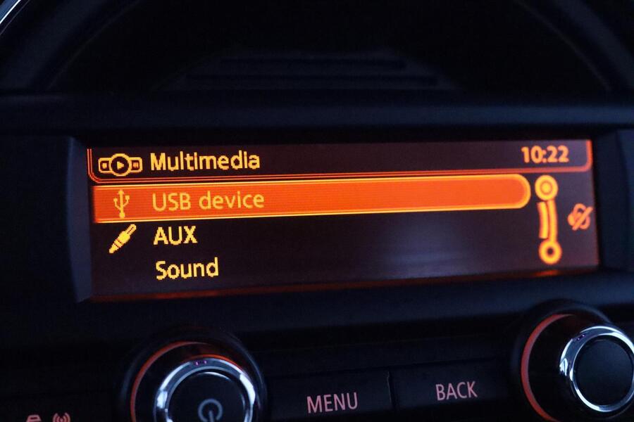 Mini Hatchback vaihtoauto