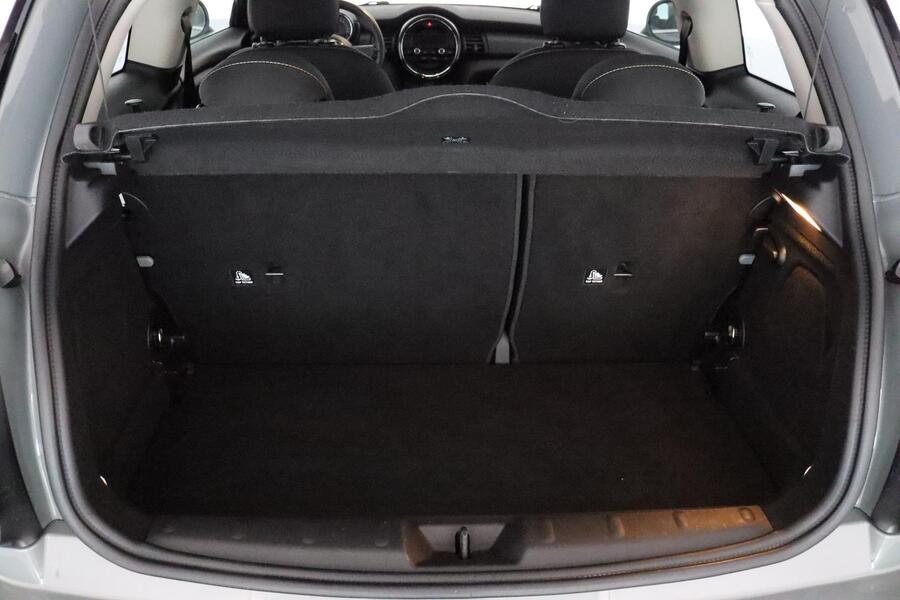 Mini Hatchback vaihtoauto