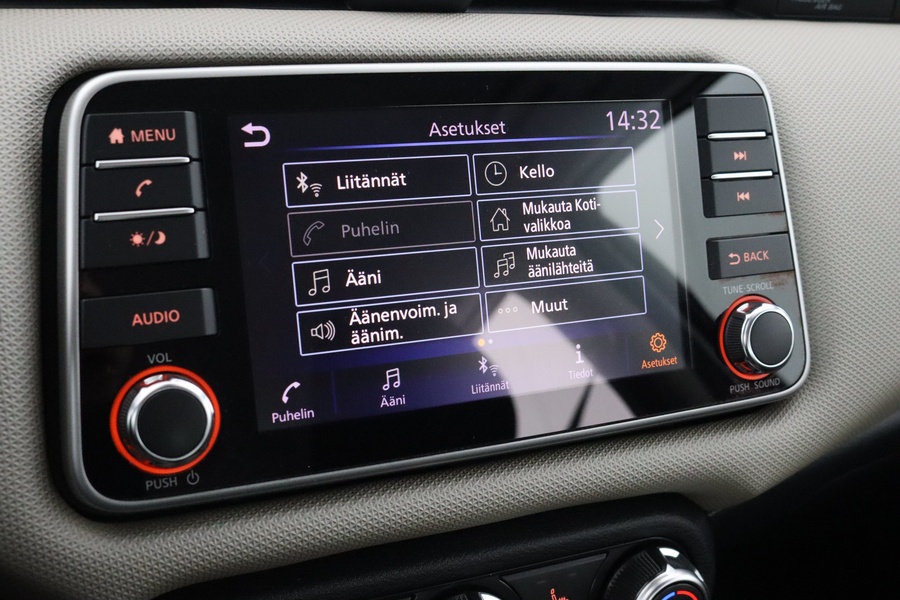 Nissan Micra vaihtoauto