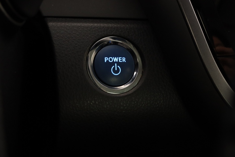 Toyota Camry vaihtoauto