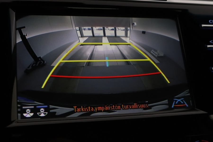 Toyota Camry vaihtoauto