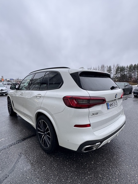 BMW X5 vaihtoauto