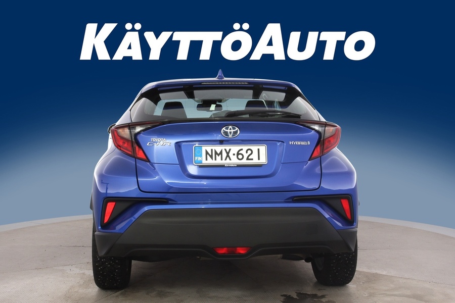 Toyota C-HR vaihtoauto