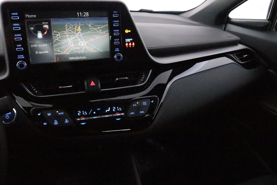 Toyota C-HR vaihtoauto