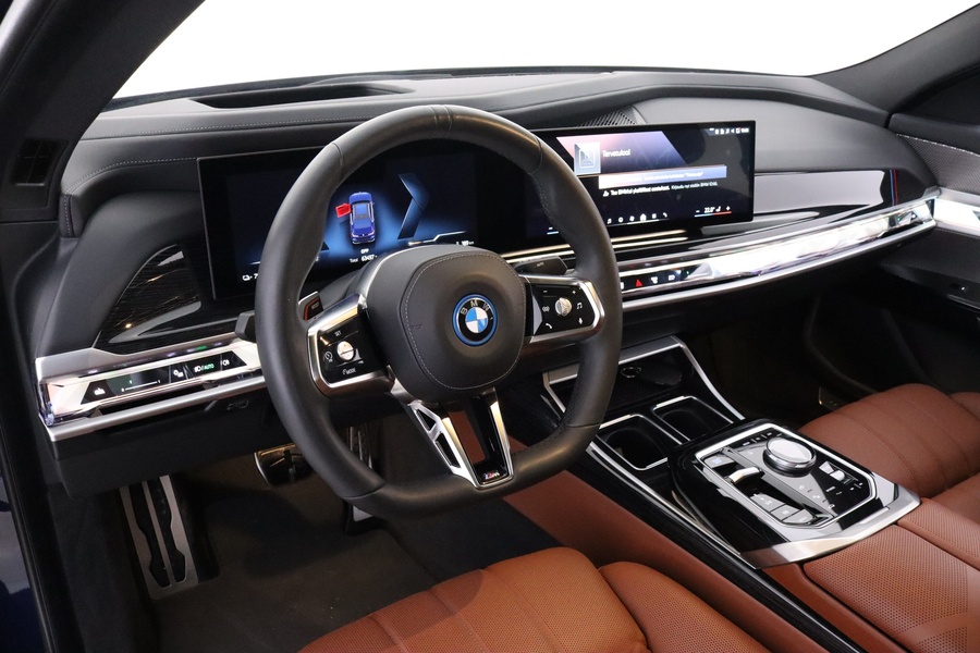 BMW i7 vaihtoauto