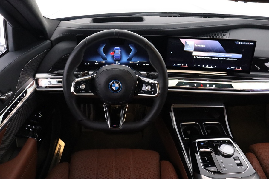 BMW i7 vaihtoauto