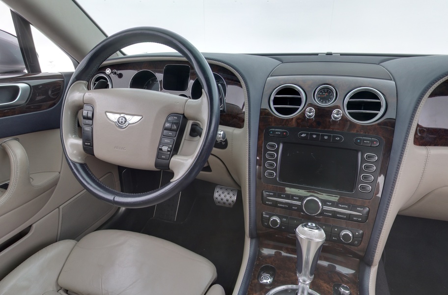 Bentley Continental vaihtoauto