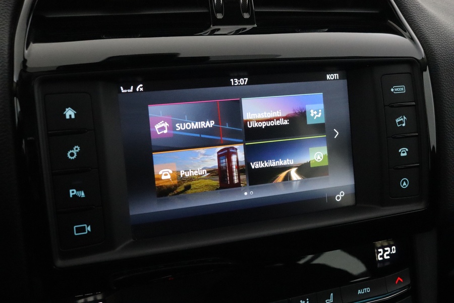 Jaguar F-PACE vaihtoauto