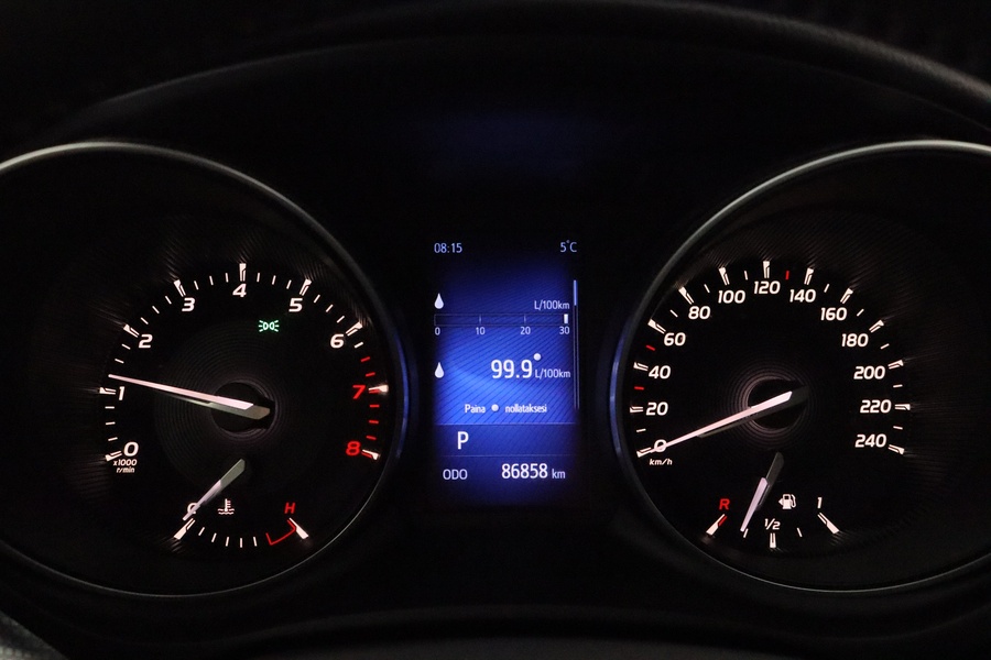 Toyota Avensis vaihtoauto