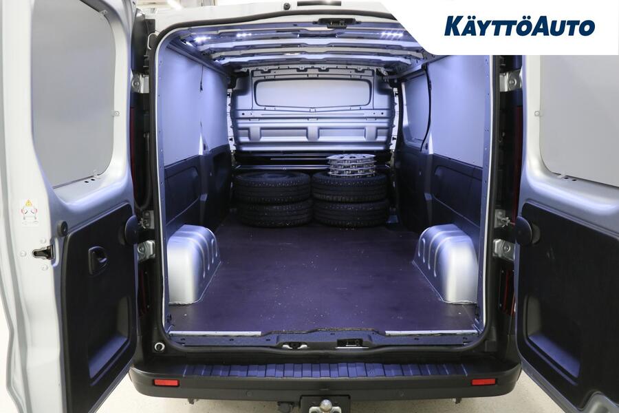 Nissan Primastar vaihtoauto