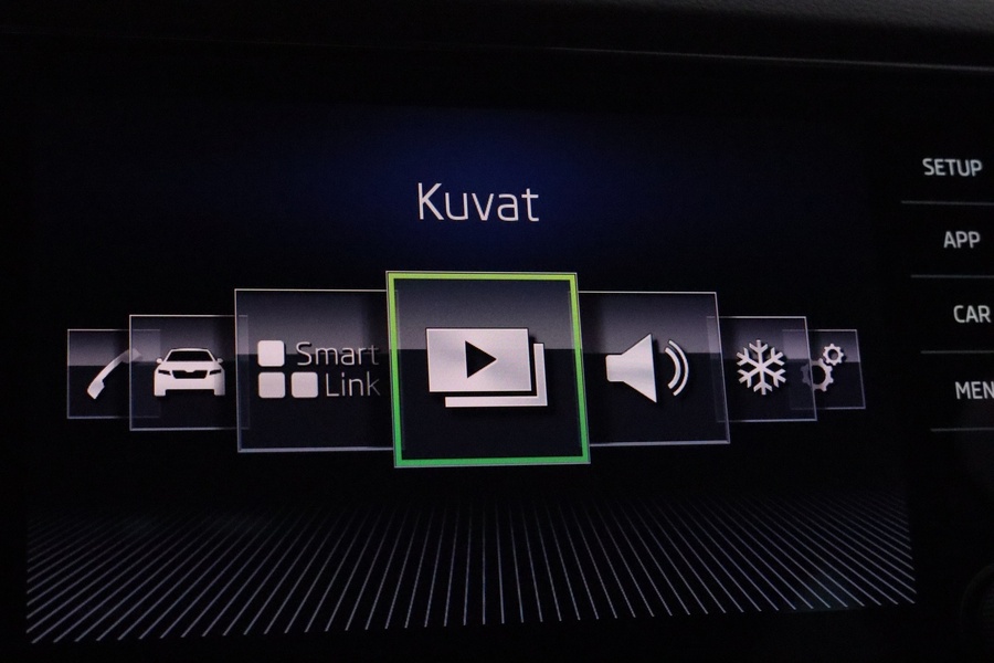 Skoda Karoq vaihtoauto