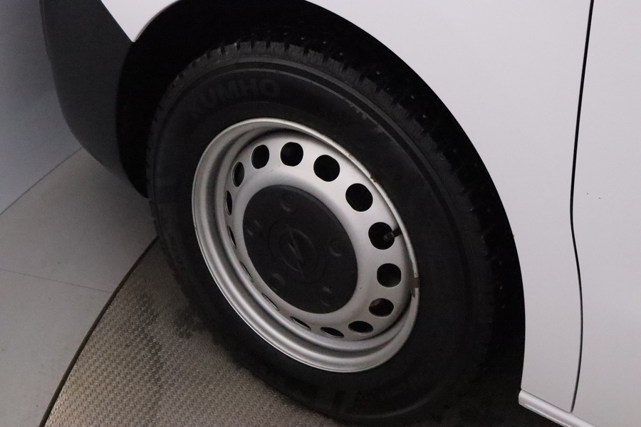 Opel Vivaro vaihtoauto