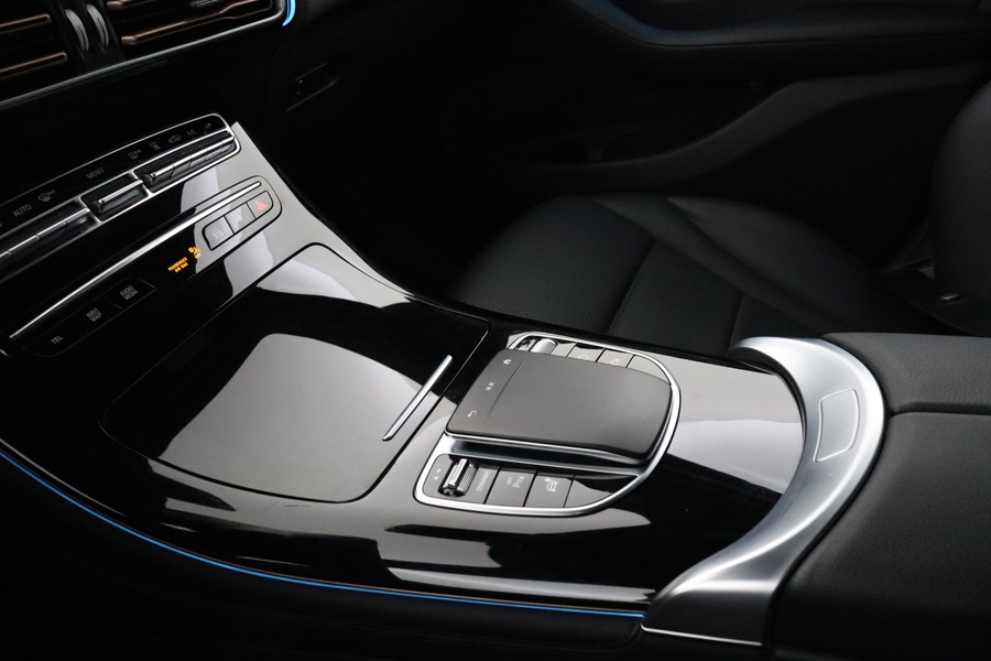 Mercedes-Benz EQC vaihtoauto