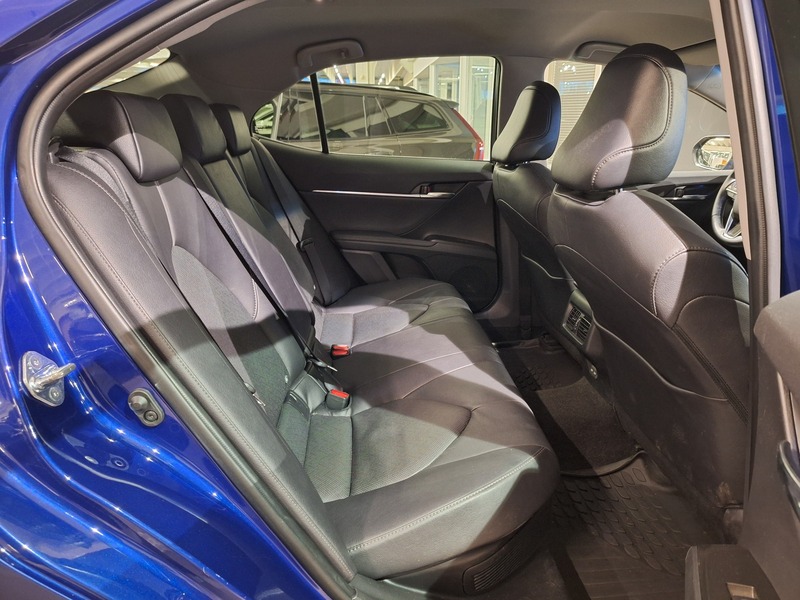 Toyota Camry vaihtoauto