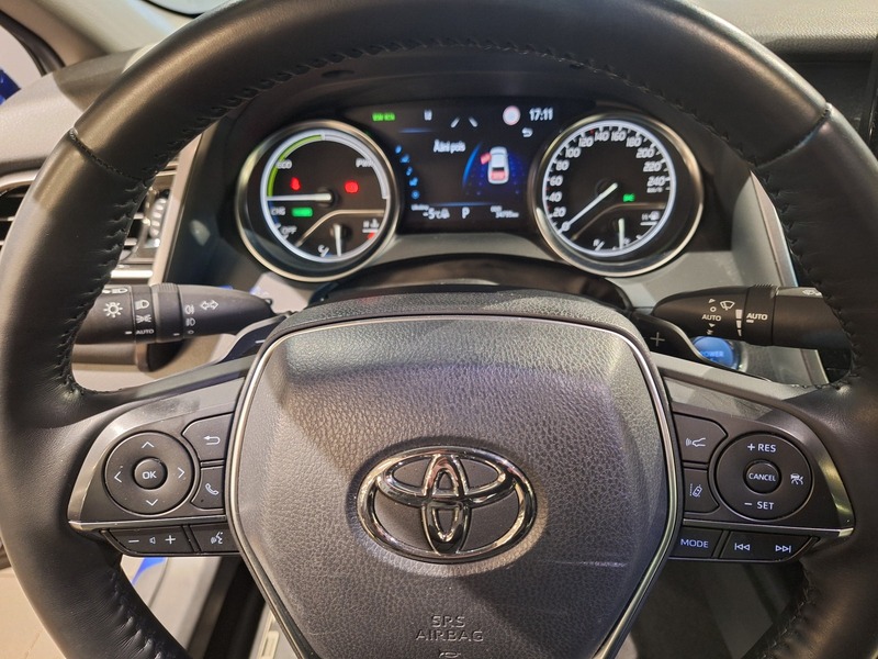 Toyota Camry vaihtoauto