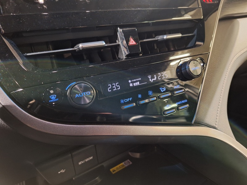 Toyota Camry vaihtoauto