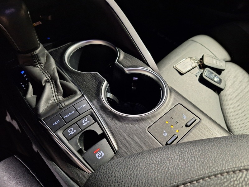 Toyota Camry vaihtoauto