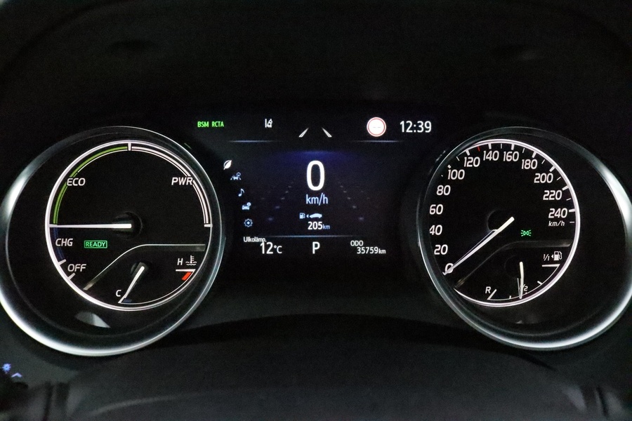 Toyota Camry vaihtoauto