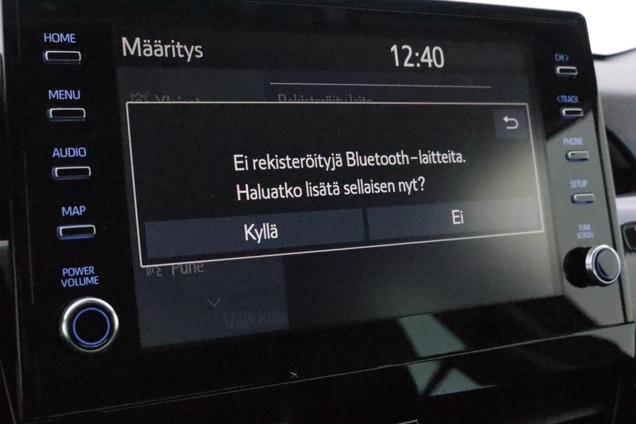 Toyota Camry vaihtoauto