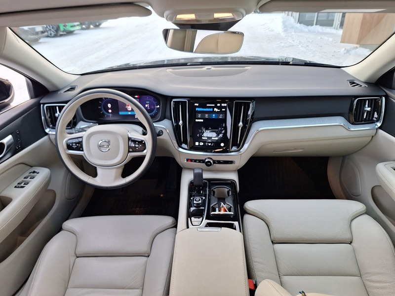 Volvo V60 vaihtoauto