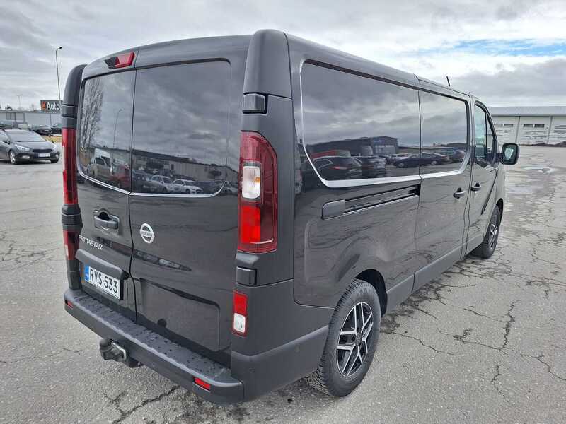 Nissan Primastar vaihtoauto