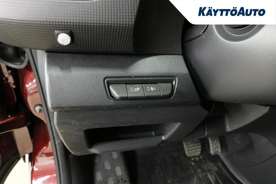 Nissan Primastar vaihtoauto