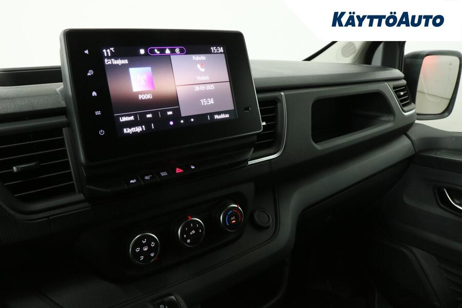 Nissan Primastar vaihtoauto