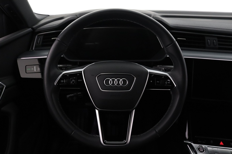 Audi Q8 e-tron vaihtoauto