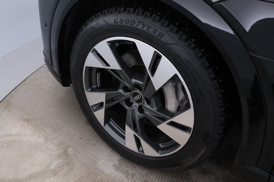 Audi Q8 e-tron vaihtoauto